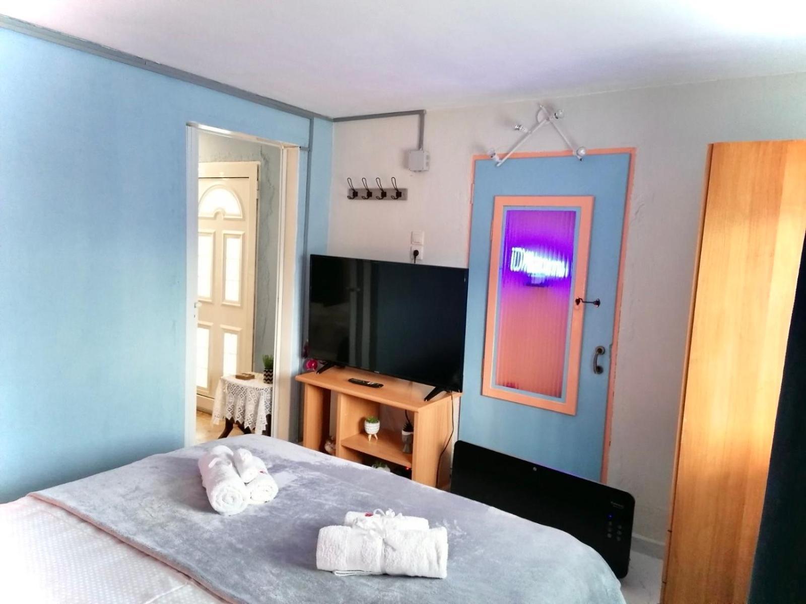 Pomegranate Seaside Corner Villa Фанарион Екстериор снимка